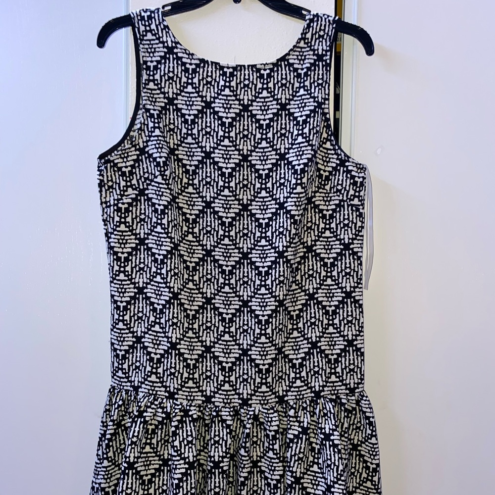 ✅Patterned long top/or dress? Womens Size SMALL